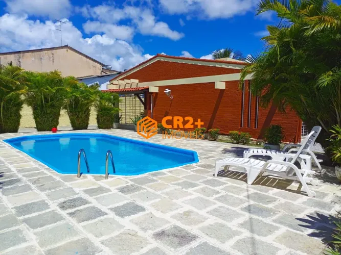Vendo Casa 242m² com 3 Quartos sendo 1 Suíte, no Engenho do Meio.- 842m² total