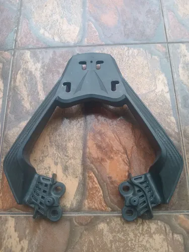 Suporte de baú para CB300F Twister