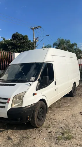Ford Transit Furgão 2.2 Tdci Longa Diesel 2014