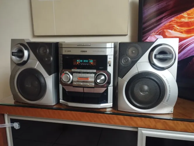 Som Philips FW-C380
