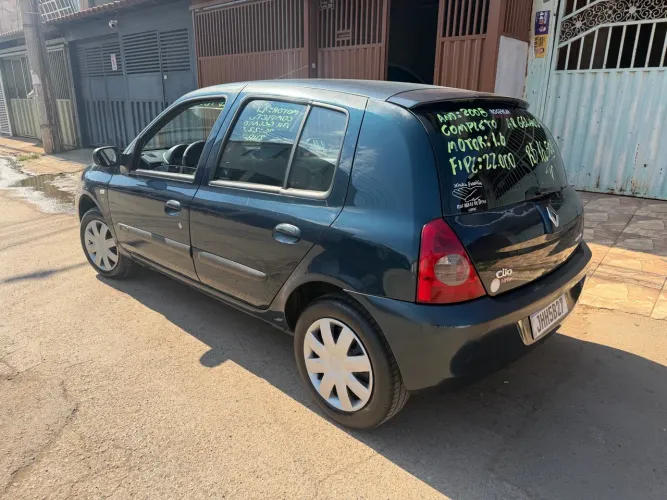 Renault Clio Auth. /air Hi-flex 1.6 16V 5P 2008