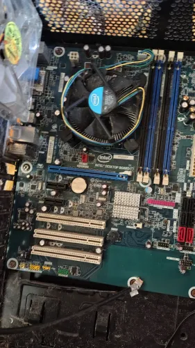 Cpu com placa mãe 