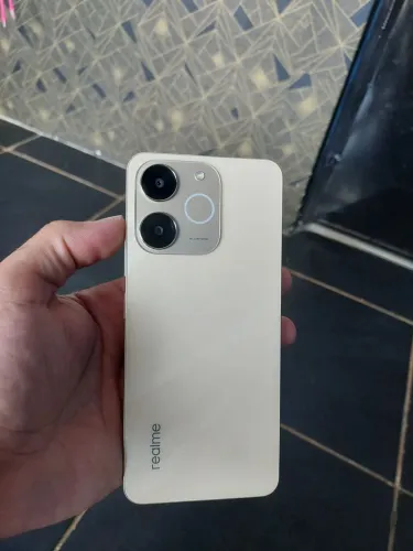 Realme Note 70