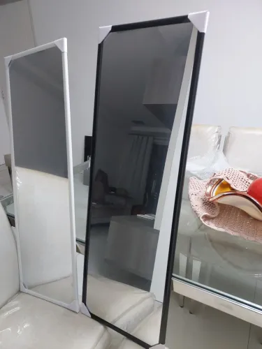 Espelho novo embalado com moldura tamanho médio 90x 30 cm