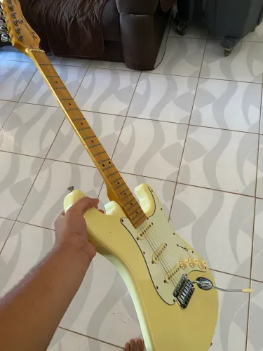 Guitarra tagima