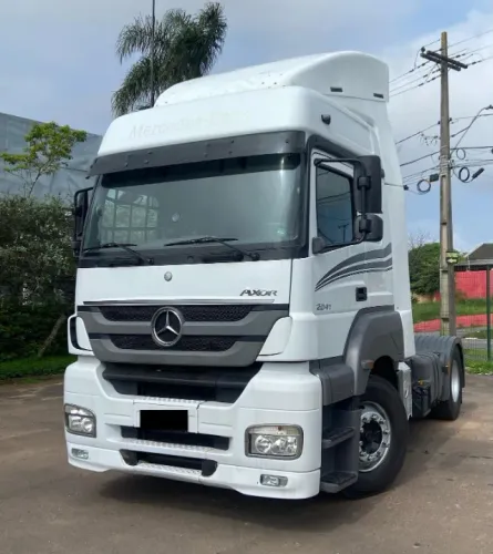Mb axor 2041 4x2 ano 2021
