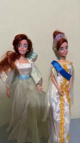 Lote bonecas princesa Anastácia