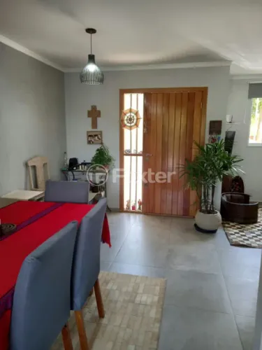 Casa em Condomínio à venda Rua da Mata, Parque Monjolo - Cotia