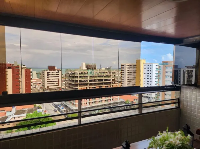 Apartamento para Venda em João Pessoa, Cabo Branco, 3 dormitórios, 3 suítes, 4 banheiros,