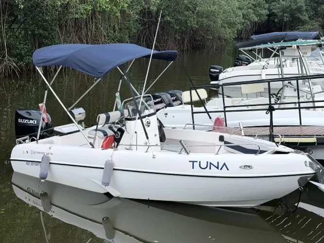 Lancha Fly Fish 190