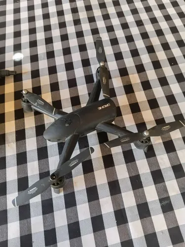 Drone de brinquedo 