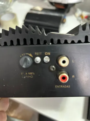 Vende-se par de módulo amplificador da corzus soft line em perfeito estado 400 reais