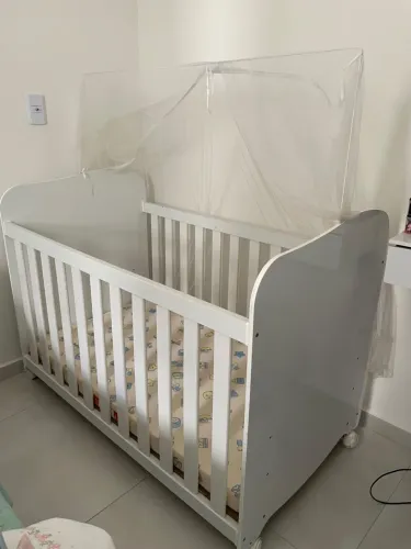 Berço americano branco
