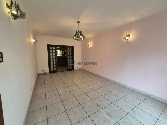 Casa Térrea à venda com 300m² - Vila Babilônia Zona Sul
