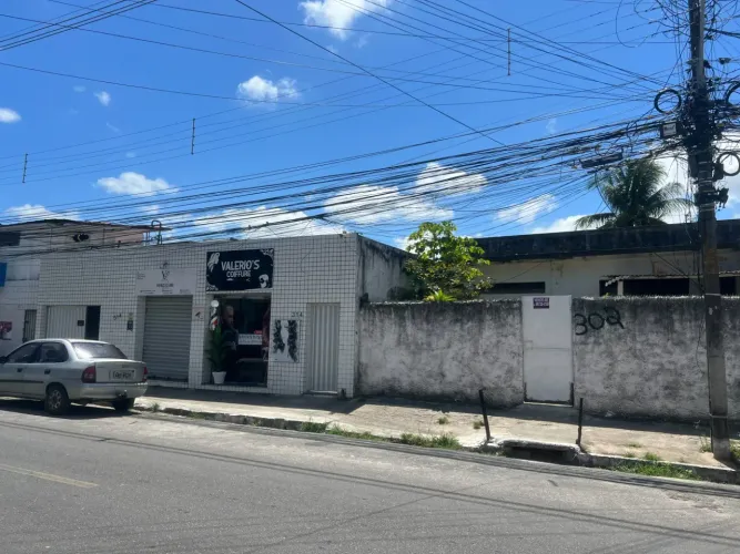 Galpão/Depósito/Armazém para venda possui 315 metros quadrados em Zumbi - Recife - PE