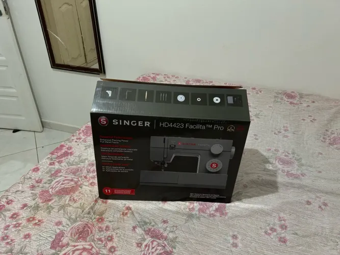 Máquina de Costura SINGER