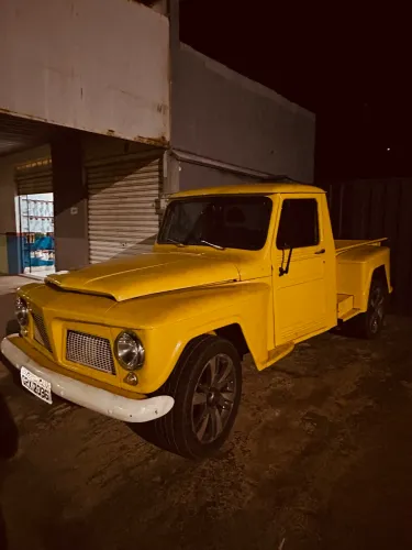 Ford F-75 4X2 2.6 V12 1973