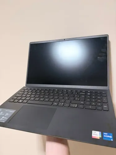 Notebook Dell Inspiron 15 i5 13ª Geração 16GB RAM SSD 1TB NVMe Full HD Muito Novo