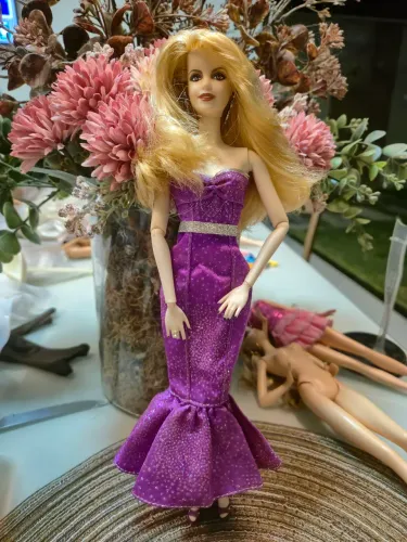 Boneca Barbie Collector The Twilight Saga Breaking Dawn Part II Rosalie