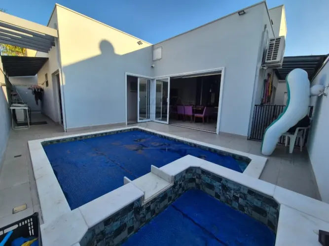 Casa residencial à venda no Condomínio Portal da Colina em Americana