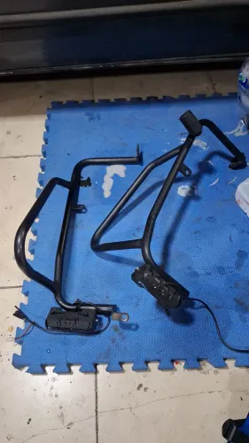 Vendo gaiola de xre 300 