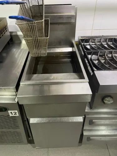 Fritadeira Alfatec industrial 2 cestos a gás toda inox