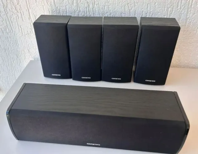 Caixas Onkyo 5.0