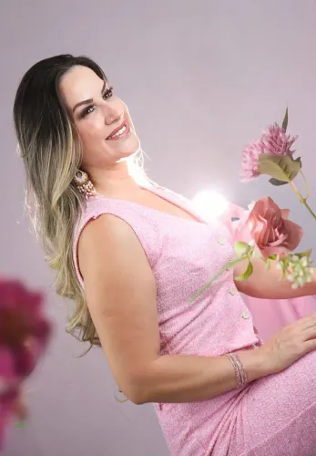 Ensaio fotográfico feminino em estúdio 40 +
