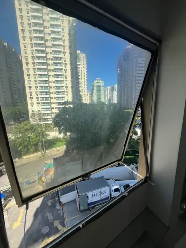 Barra da Tijuca quarto e sala, próximo Jardim Oceânico