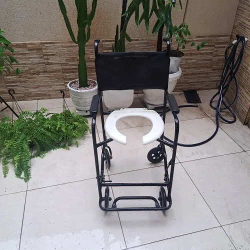 Cadeira higiênica
