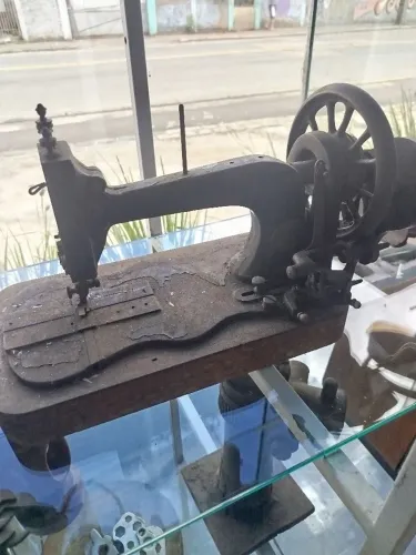 Máquina costura vintage