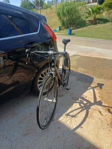 Bicicleta Speed com velocímetro
