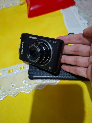 Câmera sansung ST66