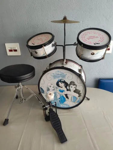 Bateria menina