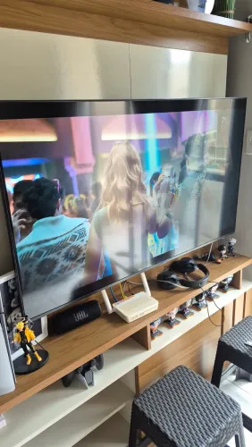 Smart TV 50" 4K Samsung 50U8600F Crystal HDR Tizen Alexa e Xbox Gaming
