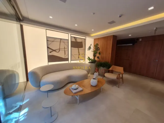 Apartamento mobiliado à venda no Centro de Florianópolis | 2 Suítes | 85 m² Privativos