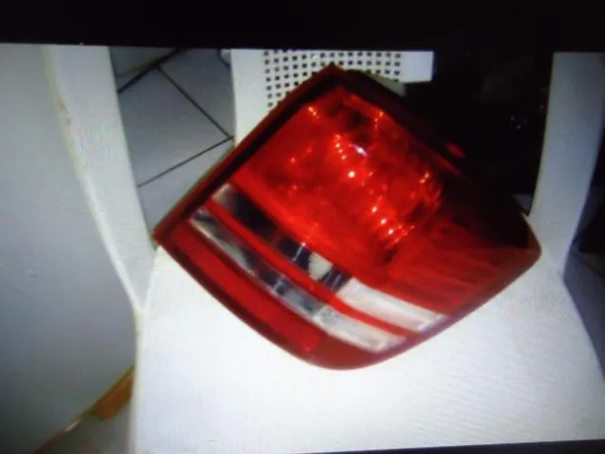 Lanterna traseira dodge journey para lampada