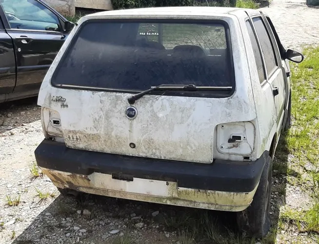 Sucata Fiat Uno Fire 2007 Para Retirada de Peças 