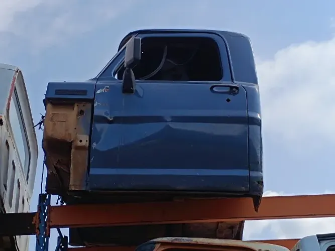 Cabine F1000 F4000 Gabine F1000 F4000 Cabine Ford F-1000 Pick Up