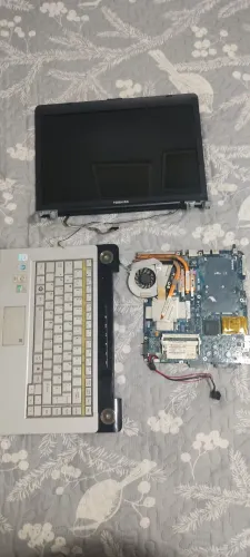 Peças de Notebook Satélite A200-1QU