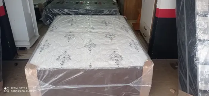 CAMA BOX CASAL ESPUMA SELADA NOVA