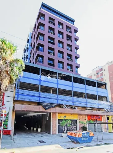 Sala Comercial com divisórias, dois ambientes, junto ao Hospital Mãe de Deus.