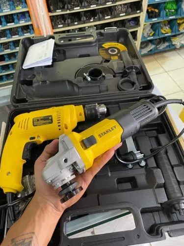 Kit Furadeira de Impacto 600W e Esmerilhadeira Angular 750W 