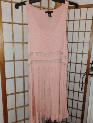 Vestido Forever 21 Rosa com Renda e Bolinhas