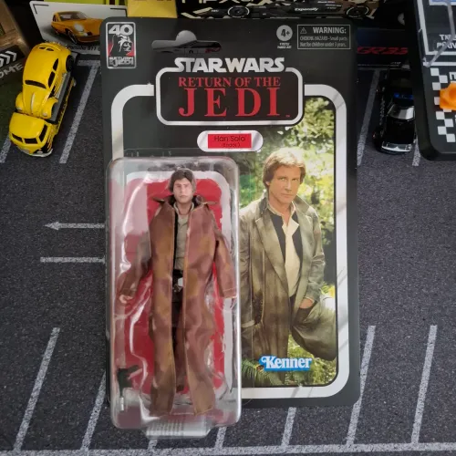 Action Figures Star Wars 40 anos O Retorno de Jedi Han Solo (Endor) 15cm