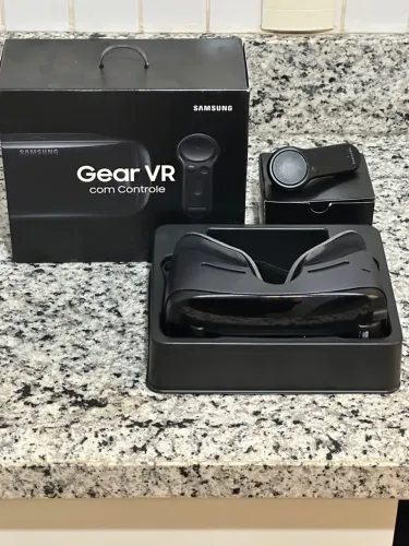 Óculos de Realidade Virtual Samsung Gear VR