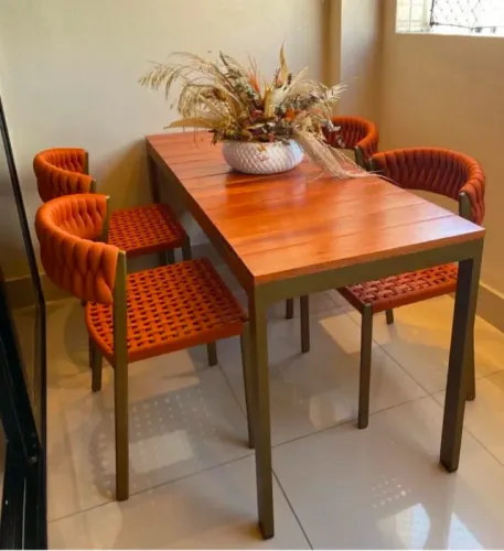 CONJUNTO DE MESA PARA VARANDA - 4 CADEIRAS