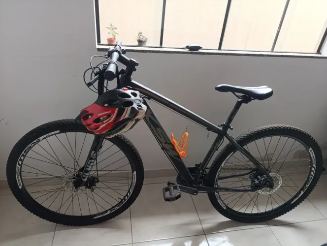 Bicicleta KSW Aro 29" Peças novas Shimano - 21 Velocidades (Parcelo no cartão)