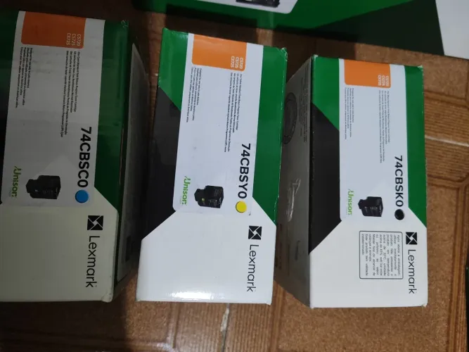 Toner Lexmark 74cbsyo original 