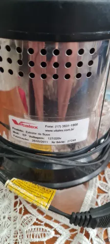 Extrator de Suco Vitalex 127/220v profissional e doméstico 